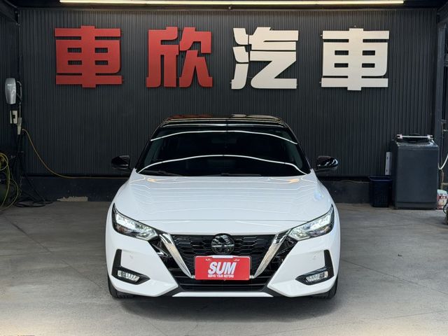 正22年 Sentra 尊爵智駕版 1.6L - 跟車/車道偏移/環景影像/免鑰匙啟動/摸門解鎖/LED頭尾燈/後座出風  第2張相片