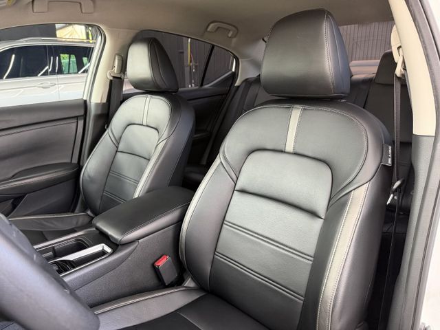 正22年 Sentra 尊爵智駕版 1.6L - 跟車/車道偏移/環景影像/免鑰匙啟動/摸門解鎖/LED頭尾燈/後座出風  第6張相片