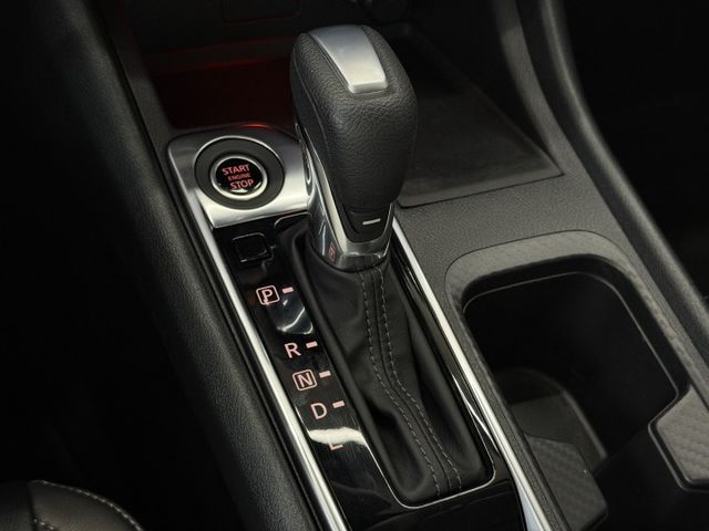 正22年 Sentra 尊爵智駕版 1.6L - 跟車/車道偏移/環景影像/免鑰匙啟動/摸門解鎖/LED頭尾燈/後座出風  第13張相片