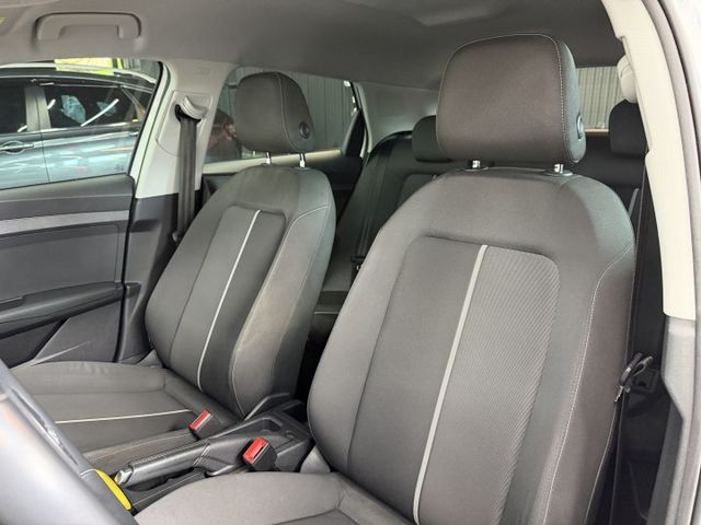正20年 A1 Sportback 30TFSI 1.0L - ACC/免鑰匙啟動/摸門解鎖/Carplay/LED頭燈  第6張相片