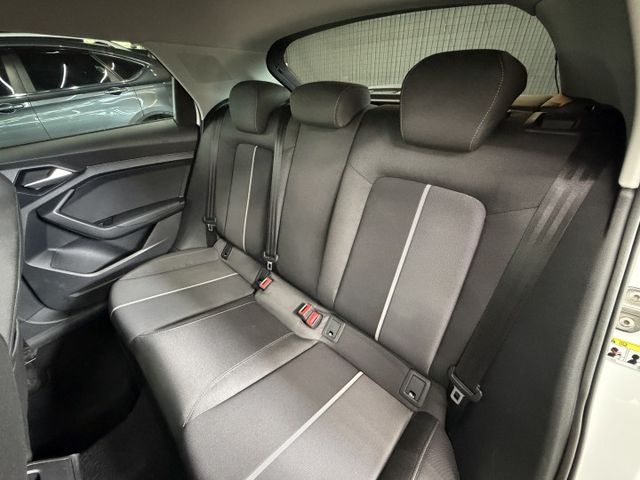 正20年 A1 Sportback 30TFSI 1.0L - ACC/免鑰匙啟動/摸門解鎖/Carplay/LED頭燈  第7張相片