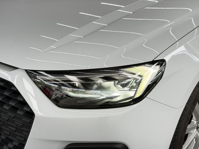 正20年 A1 Sportback 30TFSI 1.0L - ACC/免鑰匙啟動/摸門解鎖/Carplay/LED頭燈  第16張相片