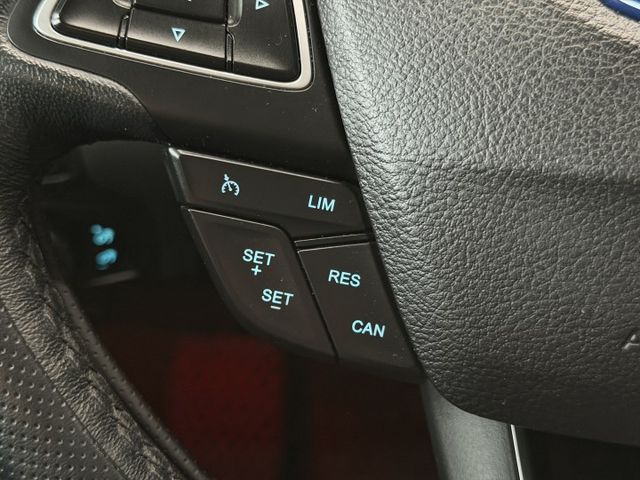 正18年 Focus 5D EcoBoost 180頂級運動型 1.5L - 免鑰匙/天窗/定速/盲點/Carplay  第11張相片