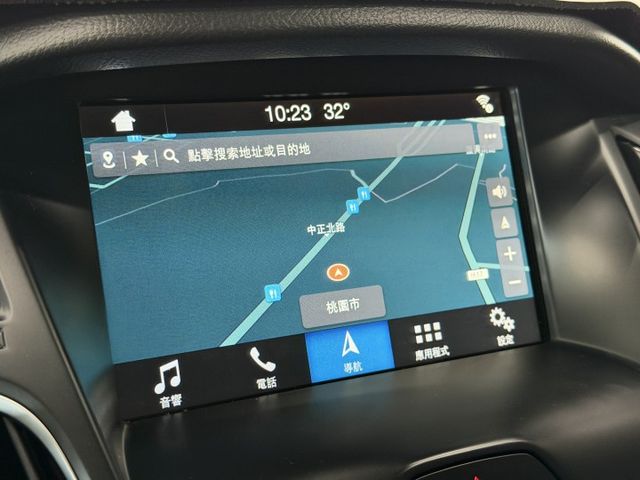 正18年 Focus 5D EcoBoost 180頂級運動型 1.5L - 免鑰匙/天窗/定速/盲點/Carplay  第14張相片