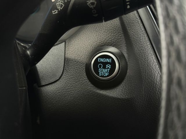 正18年 Focus 5D EcoBoost 180頂級運動型 1.5L - 免鑰匙/天窗/定速/盲點/Carplay  第15張相片