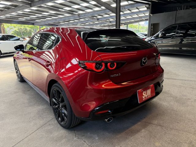 正21年 Mazda 3 5D 旗艦進化型 2.0L - 跟車/BOSE音響/環景影像/記憶電動椅/Carplay/盲點  第3張相片