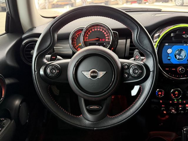 正18年 Mini Cooper Hatch 5D 1.5L - 油耗17.9kmL/免鑰匙摸門/定速巡航/LED頭尾燈  第9張相片