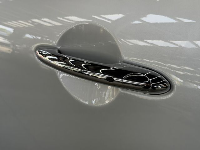 正18年 Mini Cooper Hatch 5D 1.5L - 油耗17.9kmL/免鑰匙摸門/定速巡航/LED頭尾燈  第15張相片
