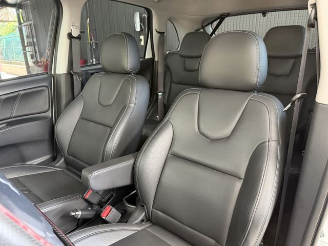 正23年 Colt Plus 輕鬆型 1.5L - 安卓機/環景影像/JBL音響/免鑰匙啟動/摸門解鎖/電動尾門/定速  第7張相片