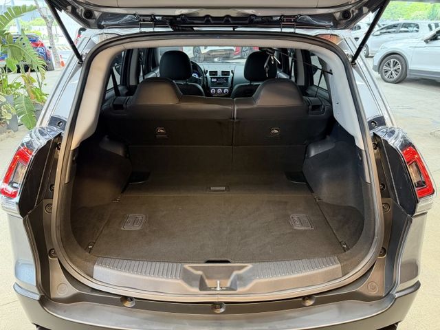 正20年 Colt Plus 典藏型 1.5L - 恆溫空調/倒車顯影/前+後行車記錄器/藍芽通話&音樂/頭燈自動啟閉  第5張相片