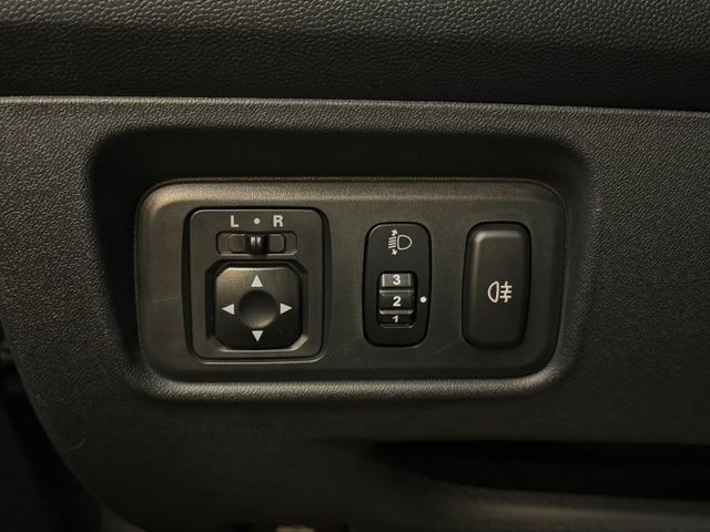 正20年 Colt Plus 典藏型 1.5L - 恆溫空調/倒車顯影/前+後行車記錄器/藍芽通話&音樂/頭燈自動啟閉  第9張相片