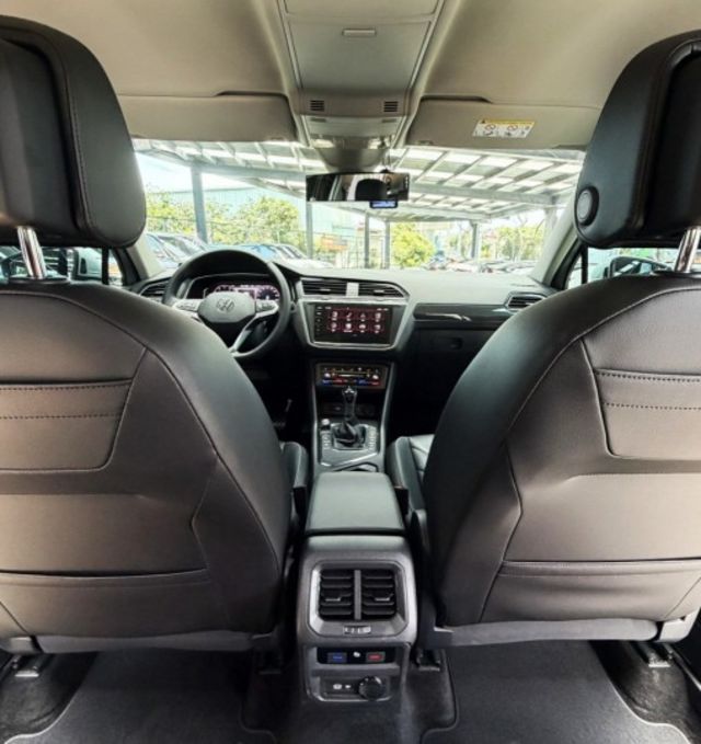 正21年 小改款 Tiguan 280TSI Elegance 1.5L - 全速域跟車/無線Carplay/環景/電尾  第13張相片