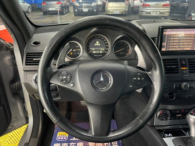 BENZ C300  第14張相片