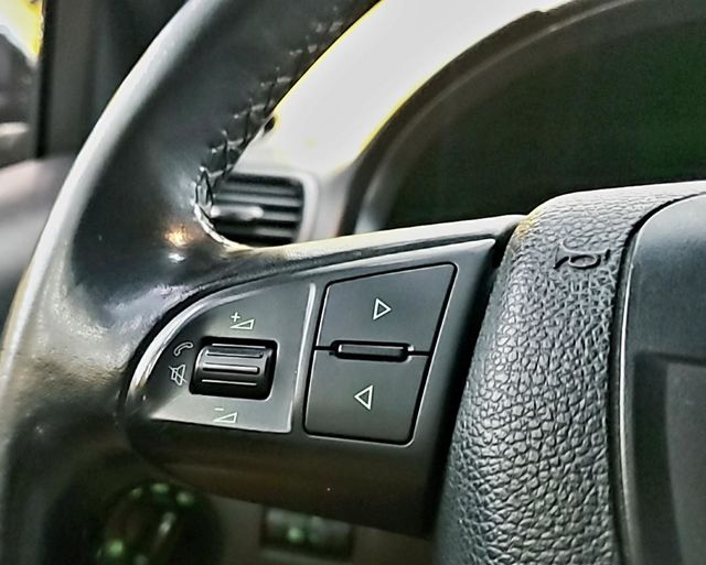 1.2 Tsi 皮椅 鋁圈 超優車況  第19張相片