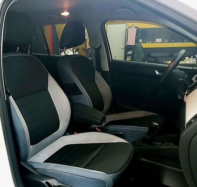 1.2 Tsi 稀有Combi HID版  第12張相片