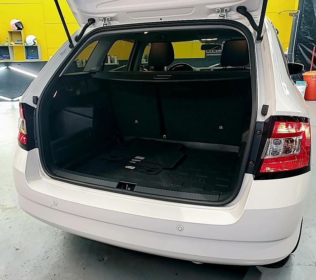 1.2 Tsi 稀有Combi HID版  第27張相片