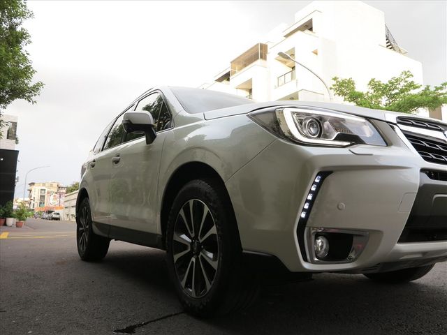2016年 渦輪頂級  一手車 低里程  第17張相片