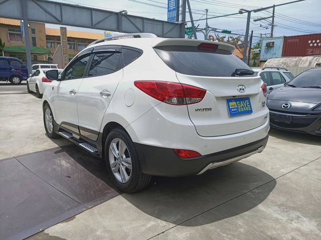 2013 IX35柴油最頂 AWD  第3張相片