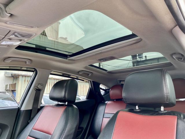 2013 IX35柴油最頂 AWD  第9張相片