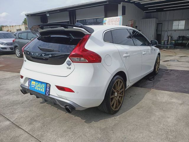 2013 V40 豪華版  第5張相片
