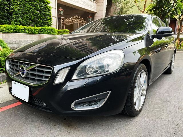 2011年 S60 T4  旗艦版  第1張相片