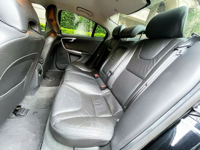 2011年 S60 T4  旗艦版  第11張相片