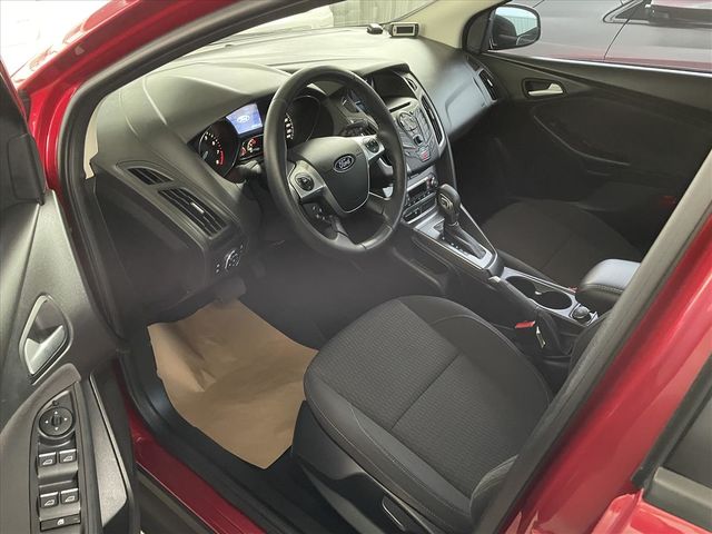 FORD FOCUS  第3張相片