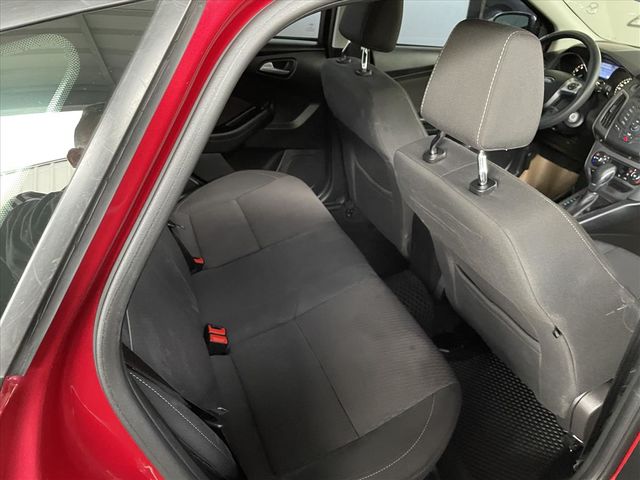 FORD FOCUS  第5張相片