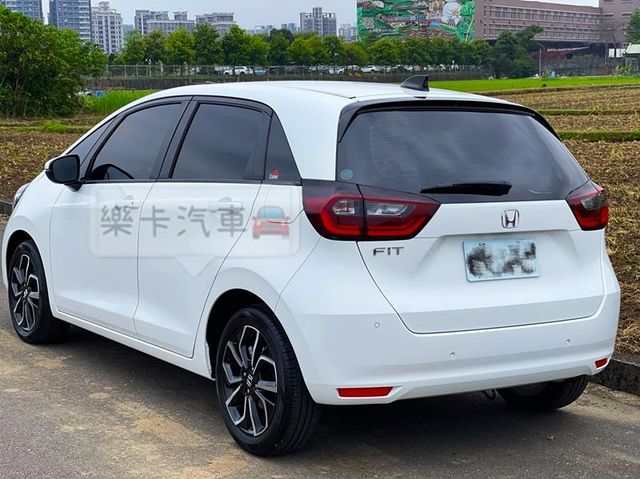 2021年 FIT 只跑9千 新車品質  第2張相片