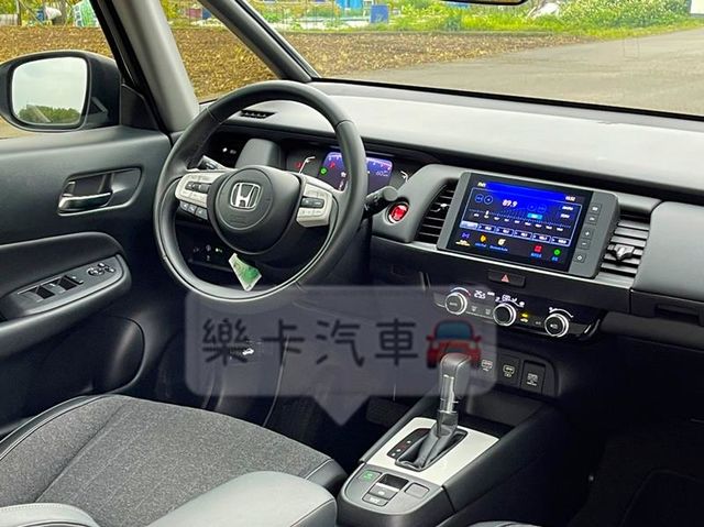 2021年 FIT 只跑9千 新車品質  第4張相片