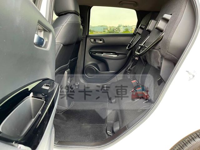2021年 FIT 只跑9千 新車品質  第9張相片
