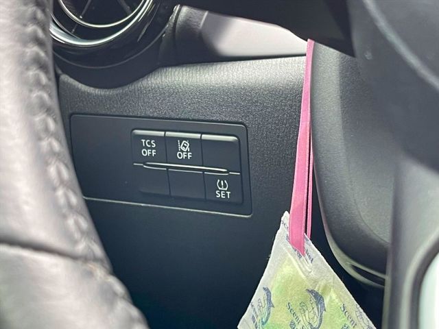 2019 CX3 深紅  第7張相片