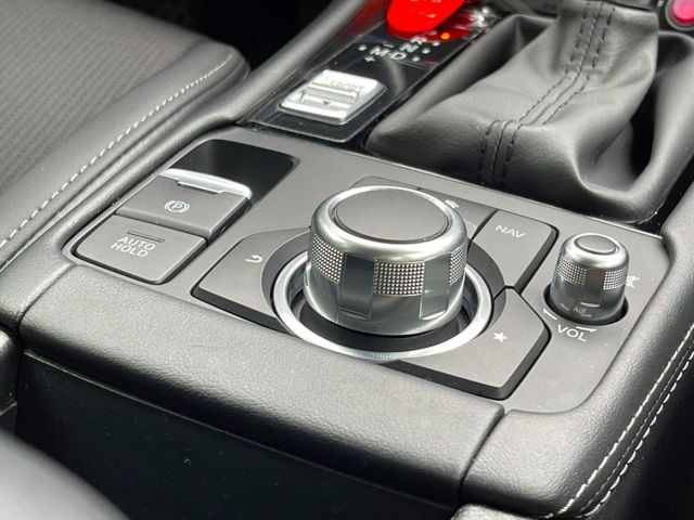 2019 CX3 深紅  第12張相片