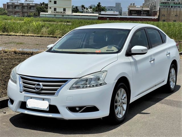 2015年 SENTRA 1.8白  第1張相片