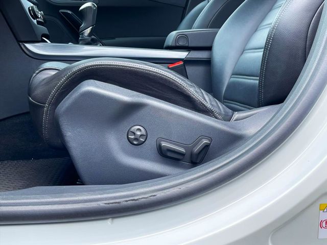 2015 寶獅 508D 1.6 頂級  第12張相片