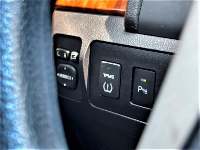 2010年 Camry 2.4 E版 銀  第7張相片