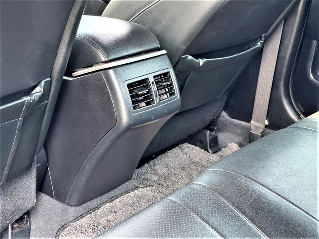 2010年 Camry 2.4 E版 銀  第12張相片