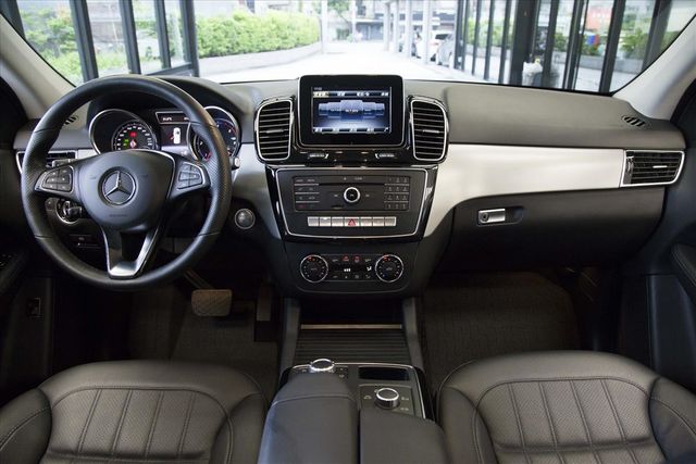 GLE250d 柴油 盲點 總代理  第5張相片