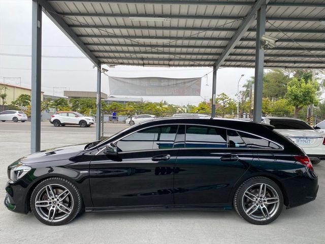 2018 Benz CLA250 SB  第7張相片