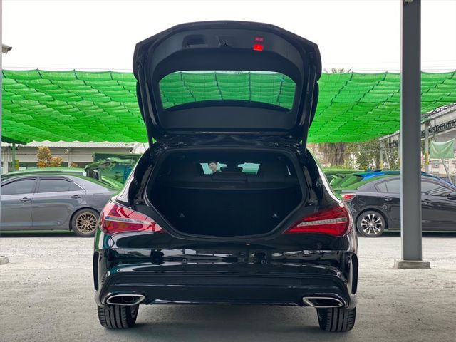 2018 Benz CLA250 SB  第8張相片