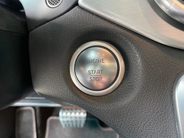 2018 Benz CLA250 SB  第15張相片