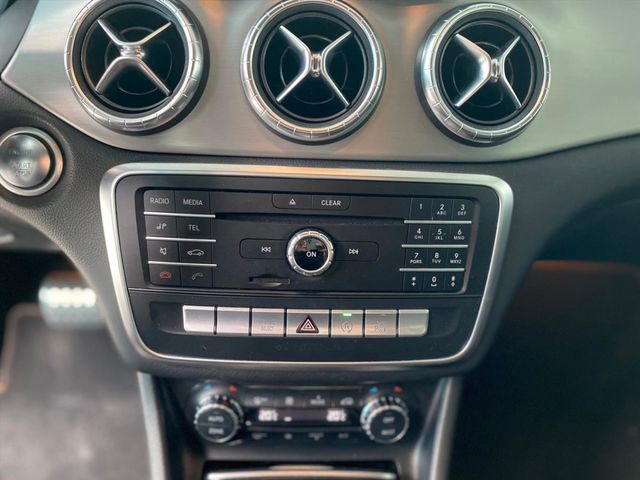2018 Benz CLA250 SB  第18張相片