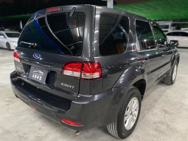 Ford Escape  第5張相片