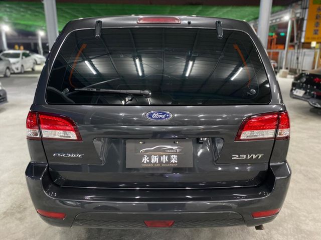 Ford Escape  第6張相片