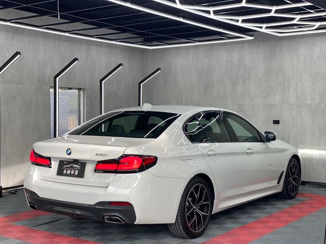 2021 BMW 530i MSPORT  第3張相片