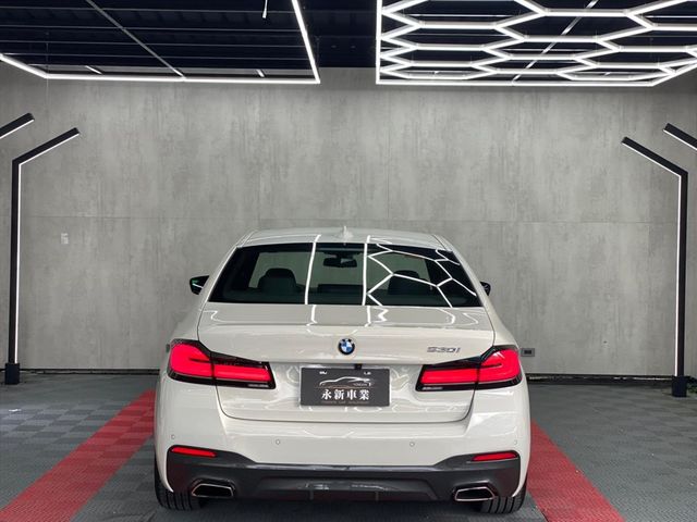 2021 BMW 530i MSPORT  第4張相片