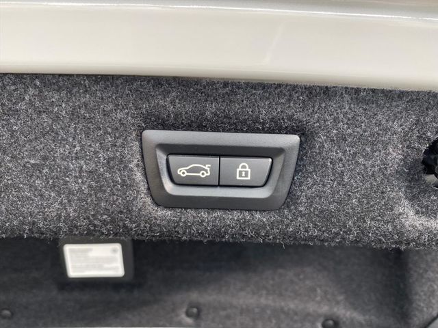 2021 BMW 530i MSPORT  第6張相片