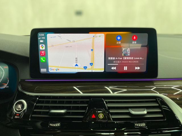 2021 BMW 530i MSPORT  第15張相片