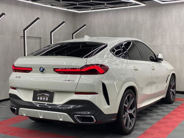 2020 BMW X6 XDrive M  第3張相片