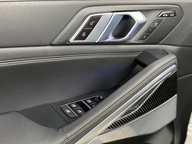 2020 BMW X6 XDrive M  第11張相片